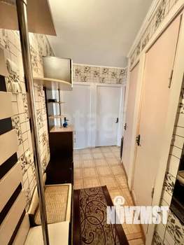 4-к квартира, вторичка, 63м2, 3/5 этаж