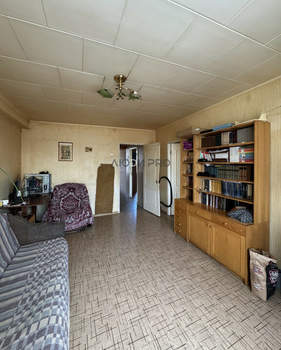 3-к квартира, вторичка, 60м2, 5/5 этаж