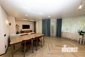 3-к квартира, вторичка, 90м2, 3/10 этаж