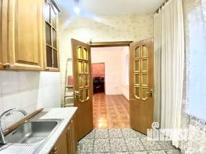 3-к квартира, вторичка, 49м2, 1/4 этаж