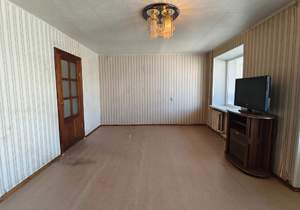 3-к квартира, вторичка, 59м2, 6/9 этаж