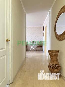 3-к квартира, вторичка, 63м2, 9/9 этаж