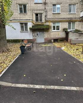 3-к квартира, вторичка, 56м2, 5/5 этаж