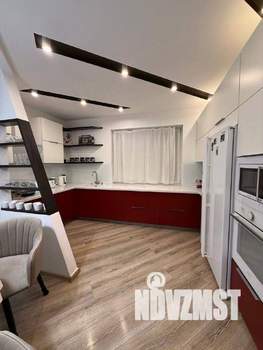 3-к квартира, вторичка, 110м2, 7/23 этаж