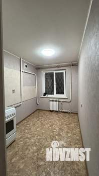 3-к квартира, вторичка, 60м2, 1/9 этаж