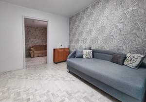 3-к квартира, вторичка, 60м2, 1/9 этаж