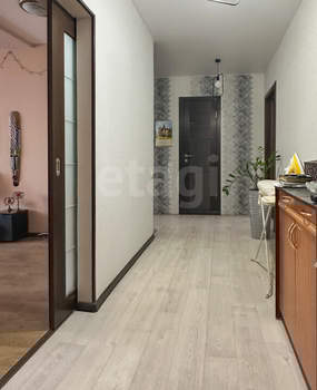 3-к квартира, вторичка, 82м2, 8/10 этаж