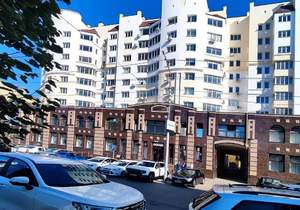 2-к квартира, вторичка, 72м2, 8/10 этаж