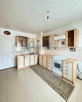 3-к квартира, вторичка, 64м2, 1/10 этаж