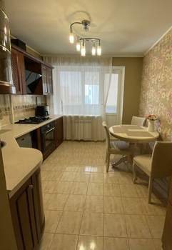 4-к квартира, вторичка, 85м2, 2/9 этаж