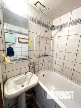 3-к квартира, вторичка, 61м2, 6/9 этаж