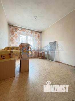 3-к квартира, вторичка, 64м2, 1/10 этаж