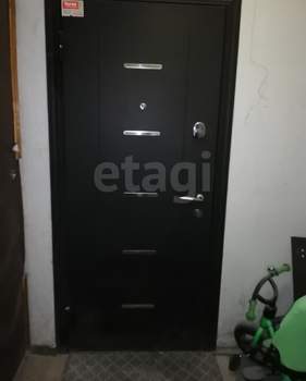 2-к квартира, вторичка, 52м2, 1/9 этаж