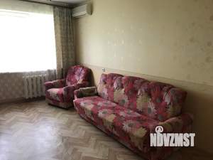 3-к квартира, вторичка, 58м2, 8/9 этаж