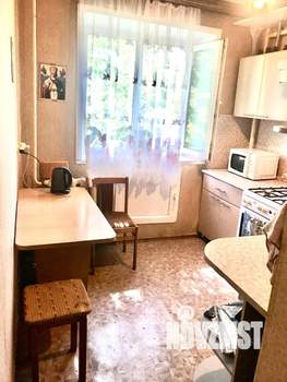 2-к квартира, вторичка, 45м2, 1/5 этаж