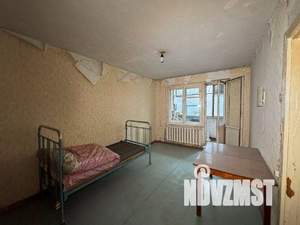 2-к квартира, вторичка, 49м2, 1/9 этаж