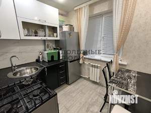 2-к квартира, вторичка, 42м2, 1/5 этаж