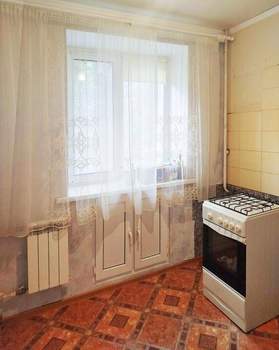 2-к квартира, вторичка, 44м2, 1/5 этаж