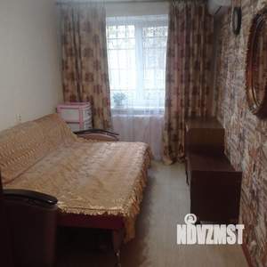 3-к квартира, вторичка, 52м2, 1/9 этаж