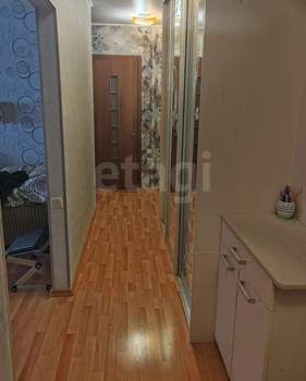 3-к квартира, вторичка, 65м2, 8/10 этаж