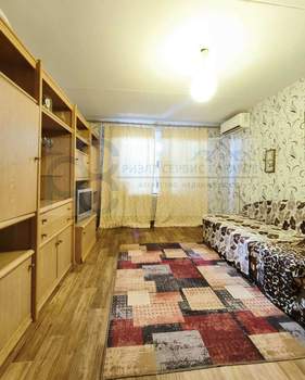 2-к квартира, вторичка, 49м2, 9/9 этаж