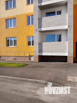 2-к квартира, вторичка, 60м2, 1/10 этаж