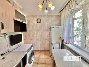4-к квартира, вторичка, 63м2, 3/5 этаж