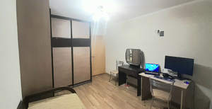 2-к квартира, вторичка, 48м2, 9/9 этаж