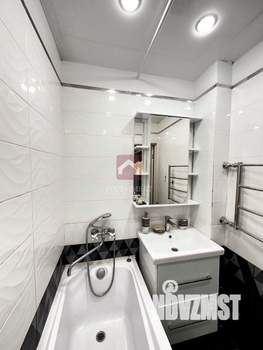 2-к квартира, вторичка, 57м2, 8/10 этаж