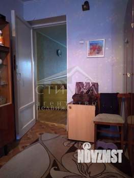 3-к квартира, вторичка, 58м2, 1/6 этаж