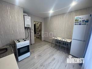 2-к квартира, вторичка, 61м2, 1/10 этаж