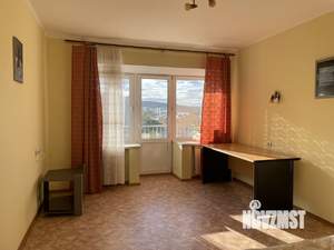 4-к квартира, вторичка, 144м2, 8/13 этаж