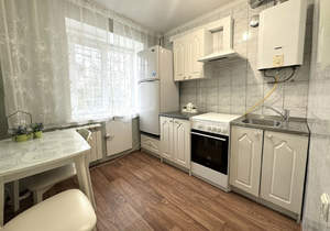 2-к квартира, вторичка, 42м2, 1/5 этаж