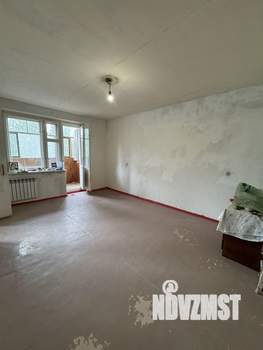 3-к квартира, вторичка, 60м2, 3/5 этаж