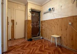 4-к квартира, вторичка, 62м2, 3/5 этаж