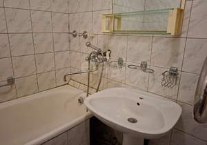 4-к квартира, вторичка, 90м2, 8/14 этаж