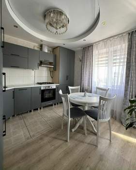 2-к квартира, вторичка, 63м2, 7/7 этаж