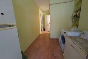 3-к квартира, вторичка, 52м2, 1/9 этаж