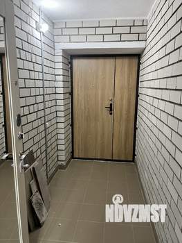 2-к квартира, вторичка, 54м2, 1/10 этаж