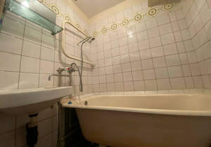 2-к квартира, вторичка, 50м2, 9/9 этаж