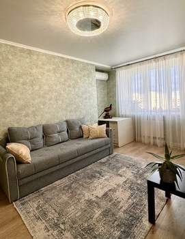 3-к квартира, вторичка, 84м2, 8/10 этаж