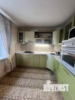 4-к квартира, вторичка, 108м2, 8/10 этаж