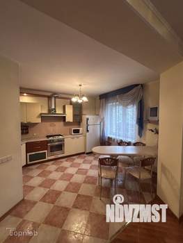 3-к квартира, вторичка, 106м2, 6/8 этаж