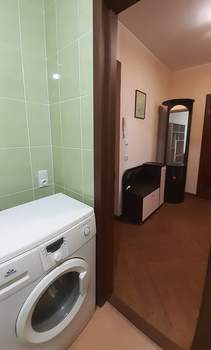 1-к квартира, вторичка, 42м2, 1/9 этаж