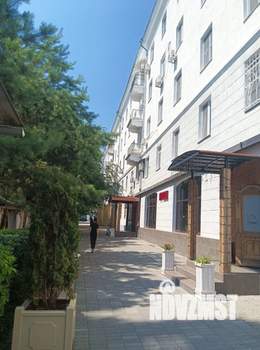 3-к квартира, вторичка, 74м2, 2/5 этаж