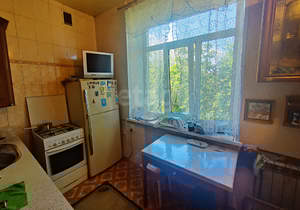 3-к квартира, вторичка, 60м2, 4/4 этаж