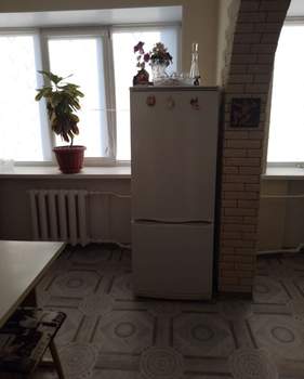 3-к квартира, вторичка, 61м2, 2/10 этаж