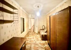 3-к квартира, вторичка, 58м2, 1/5 этаж