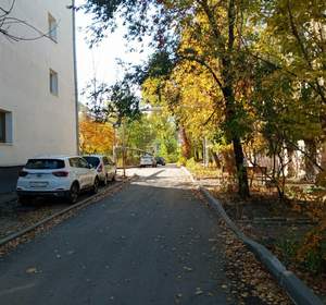 2-к квартира, вторичка, 42м2, 1/4 этаж