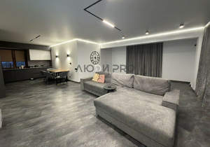 Студия квартира, вторичка, 185м2, 4/4 этаж